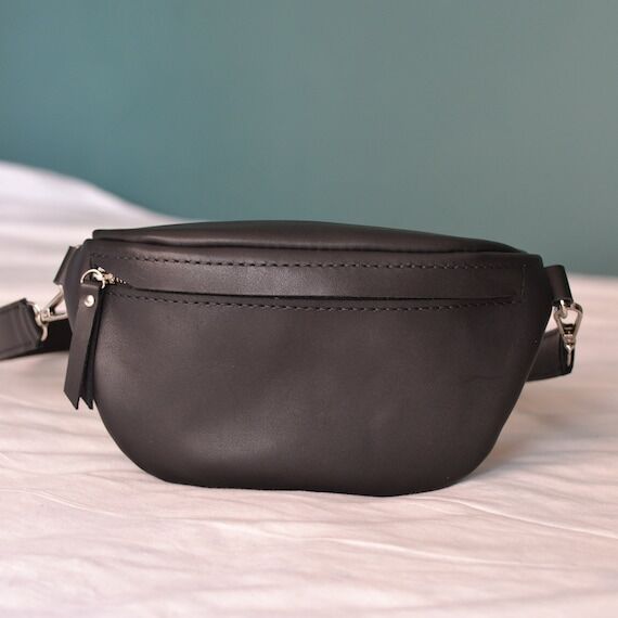 Black Leather Fanny Pack: Handmade Unisex Bel...