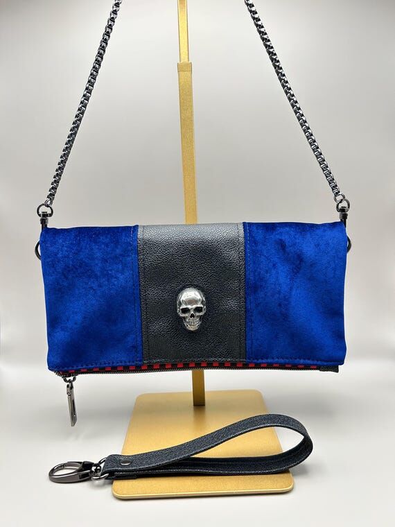 Handmade Velvet Skull Clutch: Faux Leather Wr...
