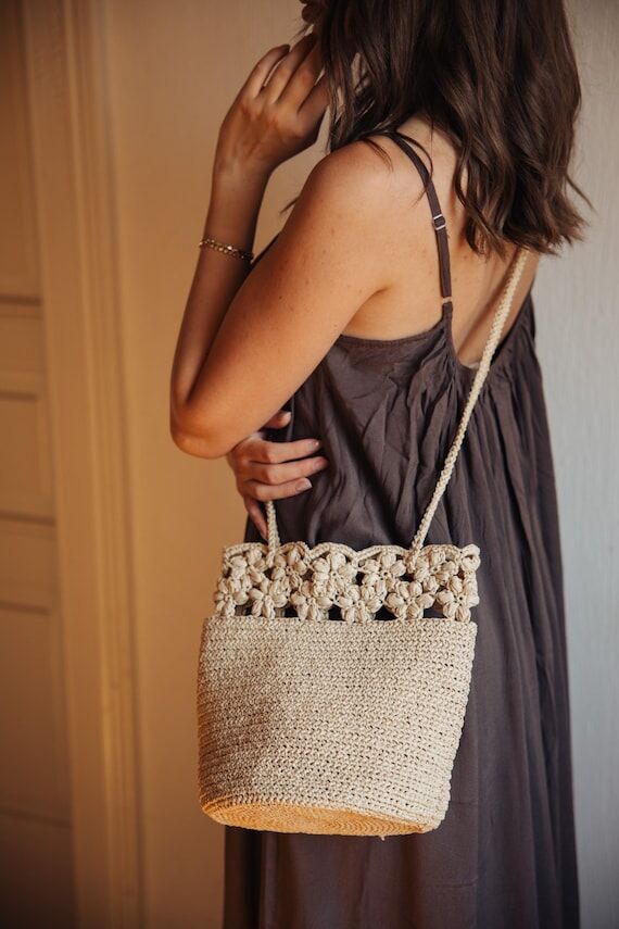 Crochet Raffia Flower Bucket Bag, Straw Cross...