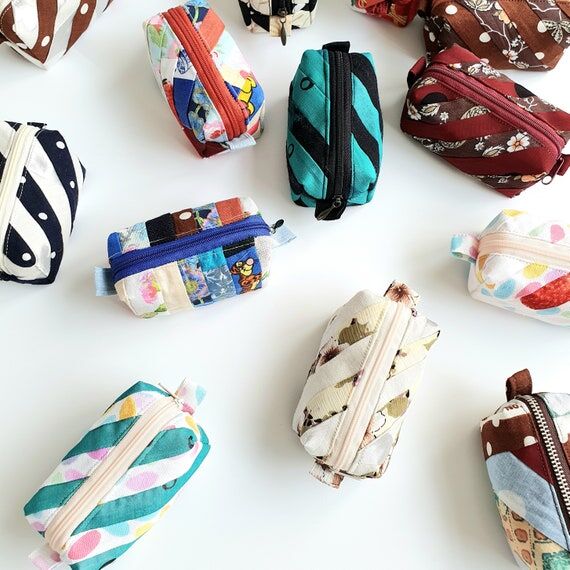 Patchwork no-waste mini loaf zip pouch - Earp...