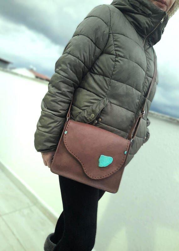 Handmade Leather Purse with Turquoise Howlite...