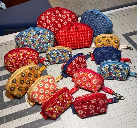 Handmade Americana Collection quilted storage...