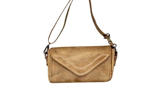 Handmade Leather Bag | Premium Artisan Leathe...