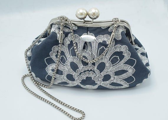 Handmade Vintage Pearl Kisslock Bag – Chain...