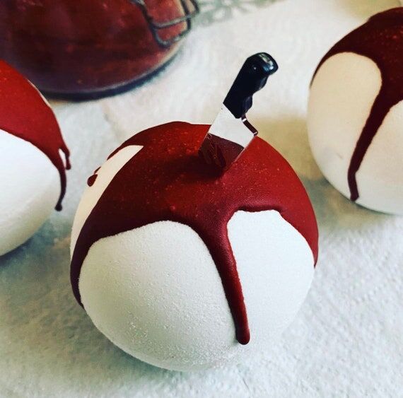 Jack The Ripper Bath Bomb: Jasmine Sandalwood...