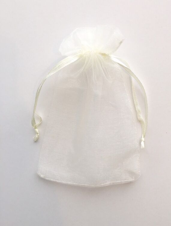10 Ivory Organza Bags For Soap Favors / 4x6 I...