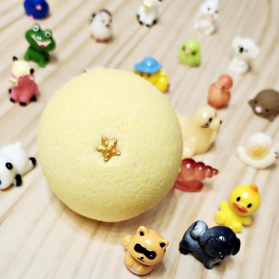 Bath Bomb with Surprise Resin Toy Inside...