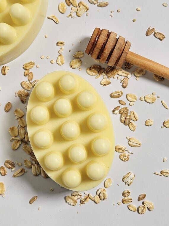 Oatmeal Milk and Honey scented Massage Soap B...