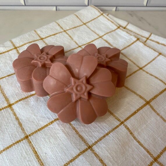 Floral Rose Geranium Goat's Milk Soap | Pink ...