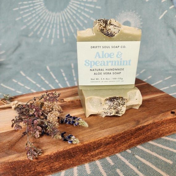 Spearmint Aloe Vera Soap Bar | Cooling Natura...