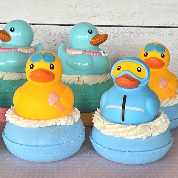 Rubber Duck Bath Bomb – Fruity Scented - B...