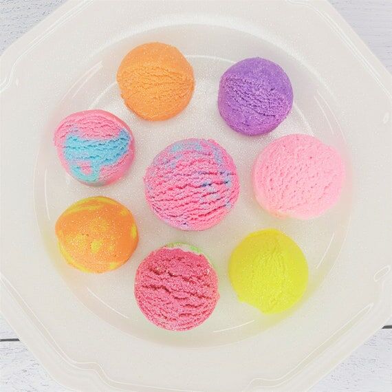 Assorted Small Fruity Bath Scoops pack of 20...