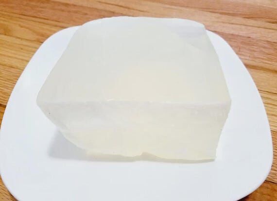 Clear Melt and Pour Soap Base | DIY Soap Maki...