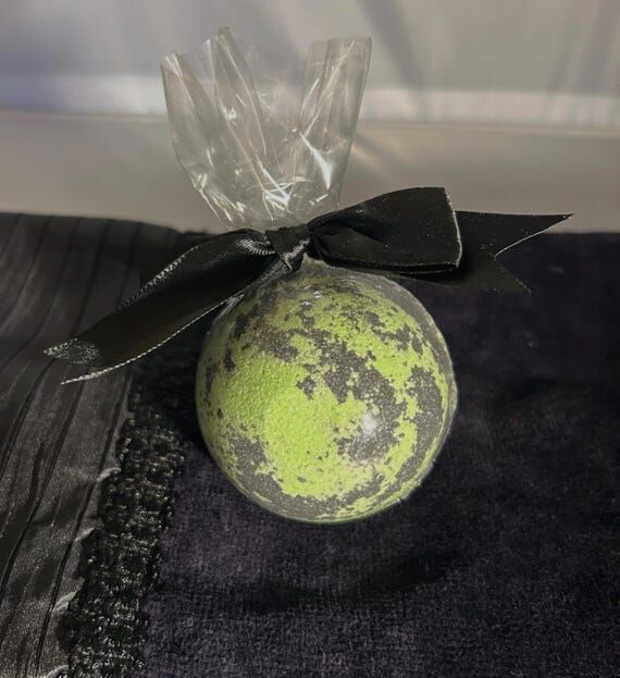 Zombies Bath Bomb: Key Lime Pie Scented, Swee...
