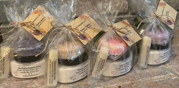 Gift Set handmade: Honeybee Soap, Shea Lip Ba...