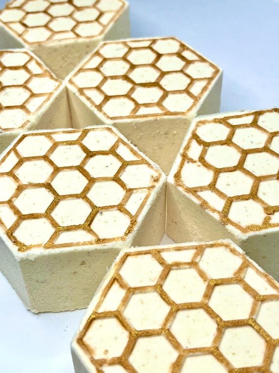 Oatmeal Honey Bath Bomb...