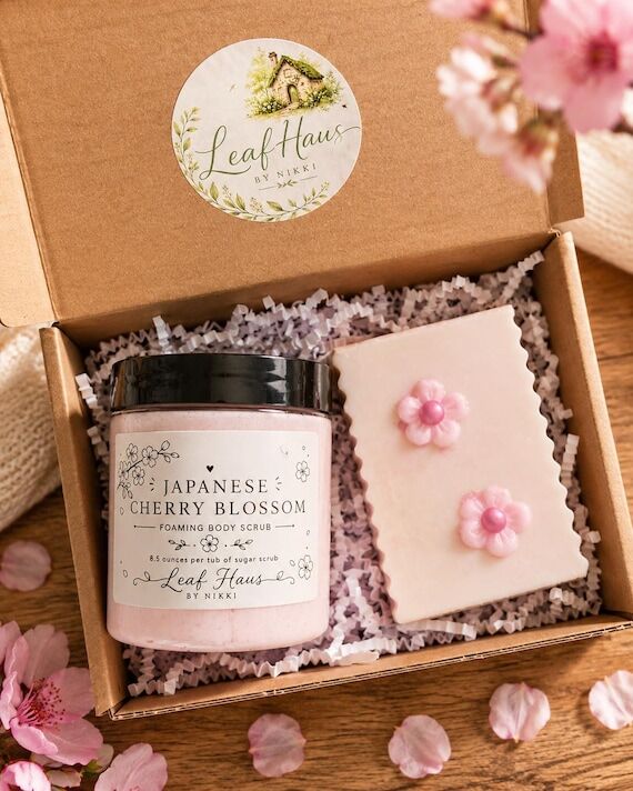 Japanese Cherry Blossom Soap and Foaming Scru...