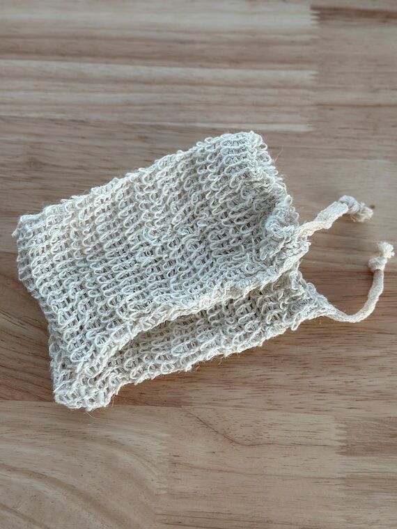 Natural Soap Saver Pouch • Exfoliating Scru...
