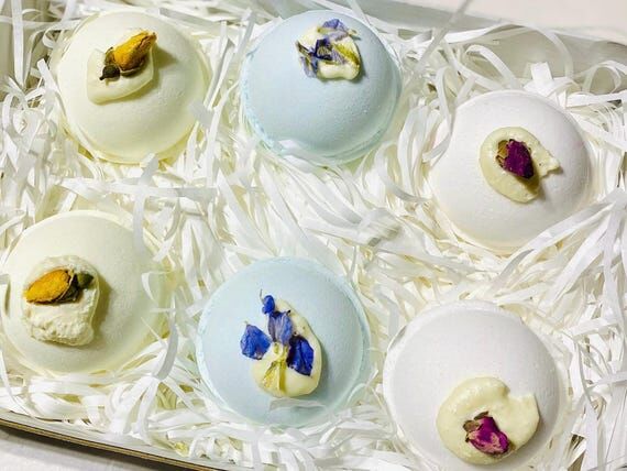 Bath bombs gift set of six...