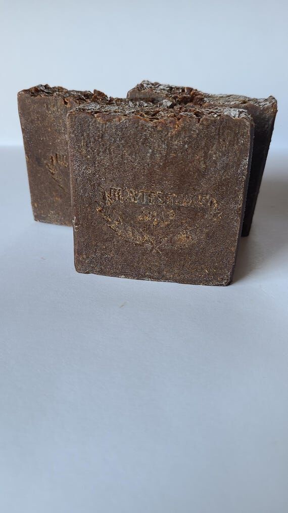 Moisturizing soap- Macadamia oil soap-Red pal...