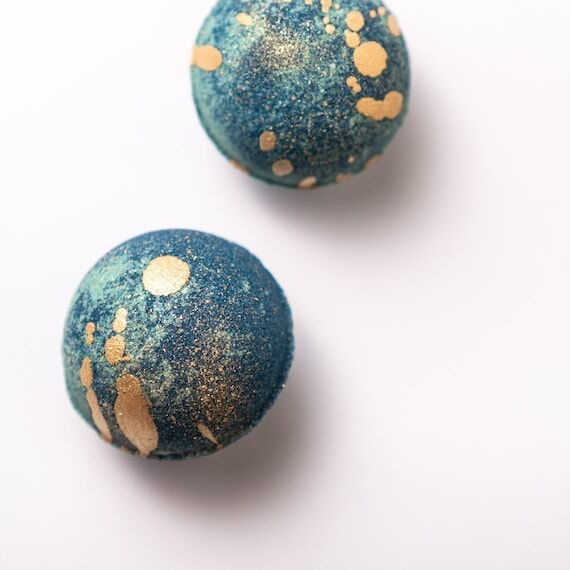 Himalayan Cedar and Jasmin Bath Bomb...