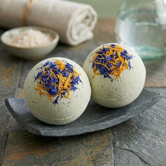 Oatmeal Bath Bomb for Sensitive Skin • Unsc...