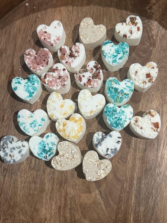 Bath Bombs: 8 handmade Natural Aromatherapy b...