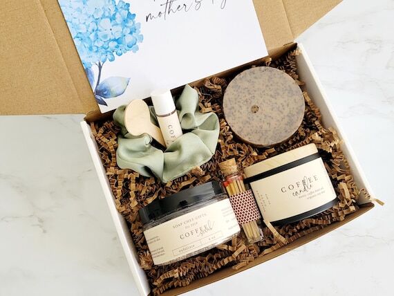 Coffee Spa Gift Box: Handmade Soap, Scrunchie...