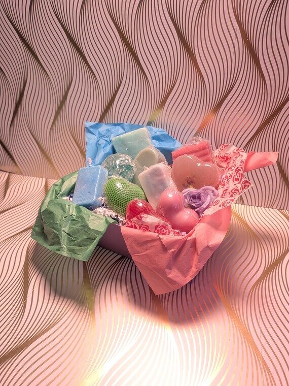 Handmade Soap Gift Basket: Couples Spa Set - ...