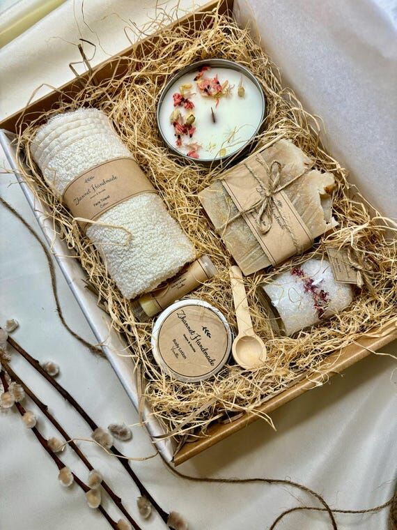 Alien Super Pamper Gift Set-Handmade Soap Bar...