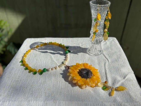 Real Sunflower necklace and earrings set hand...