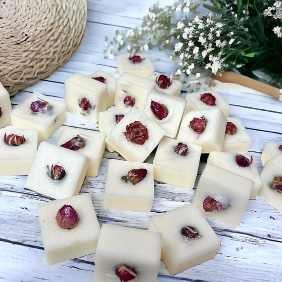Baccarat Perfume Wax Melts: Luxury Botanical ...