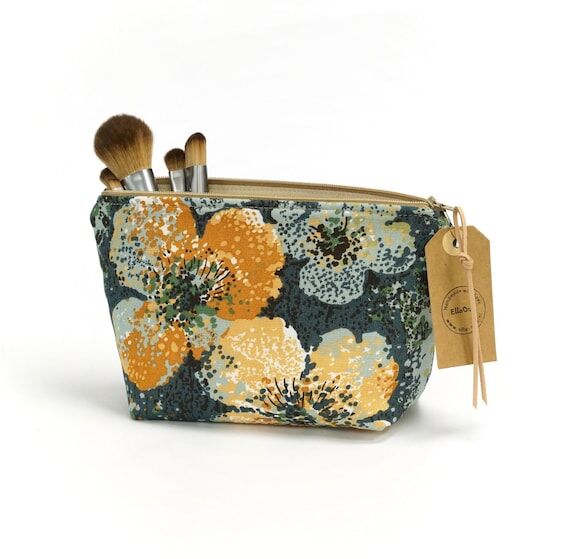 Handmade Floral Cosmetic Bag, Makeup Pouch, Z...