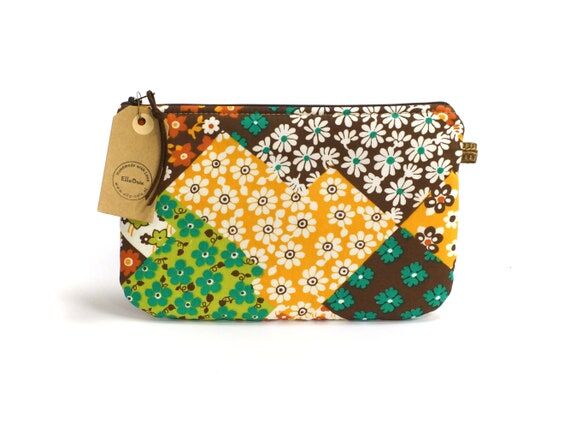 Large Retro Pouch - Cosmetic bag - Makeup Ba...