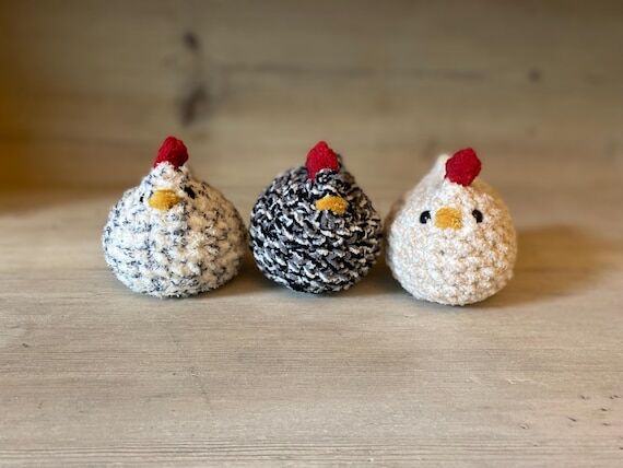 Handmade Crochet Chicken: Adorable Farmhouse ...