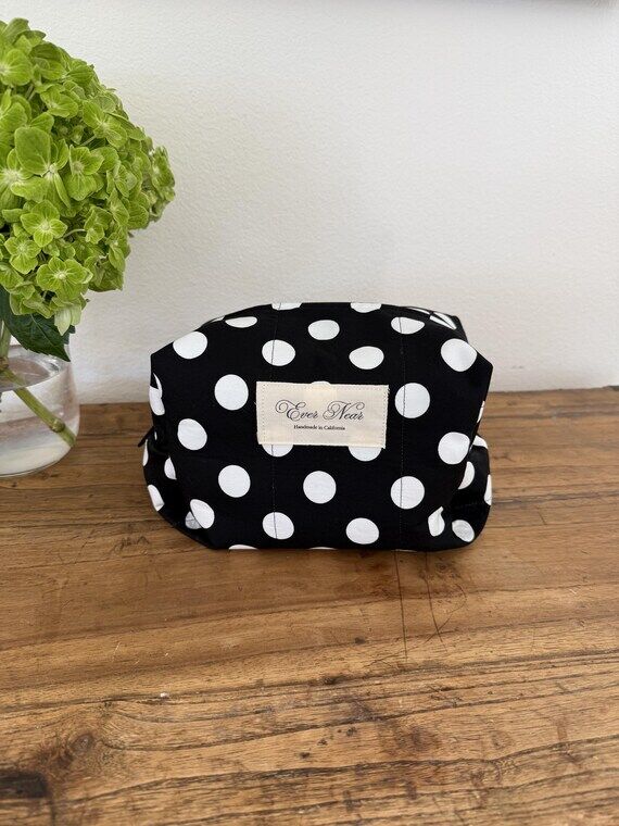 Polka Dot Quilted Makeup Bag – Midnight Dot...
