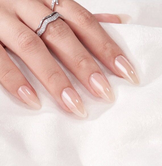 30pcs Glazed Pearl Almond Press On Nails • ...