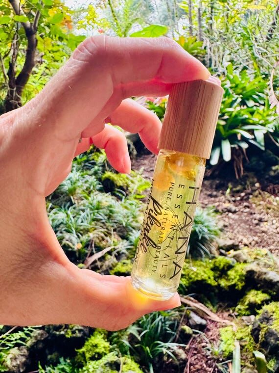 Botanical Parfum Oil — Fractionated Coconut...