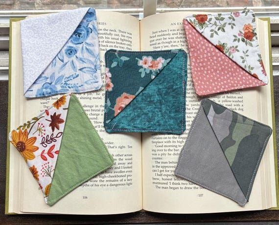 Handmade Corner Bookmark...