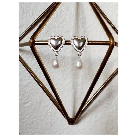 Pookie’s Silver Heart Pearl Earrings...
