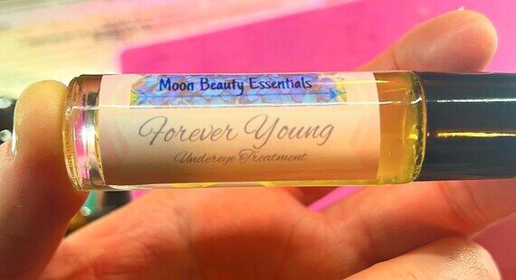 Anti aging, Youthful eyes for dark undereye c...