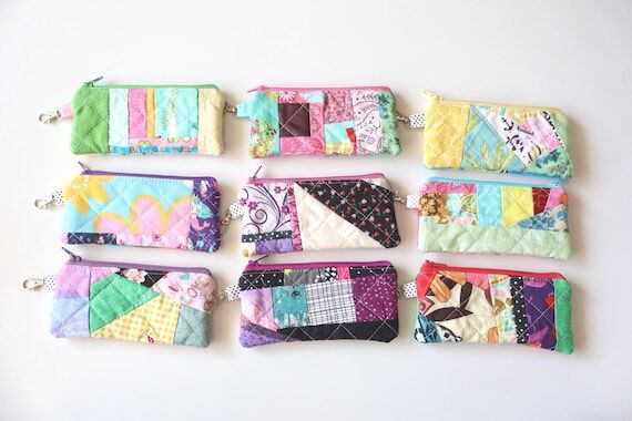 QUILTED PATCHWORK Scrappy Extra Small Zipper ...