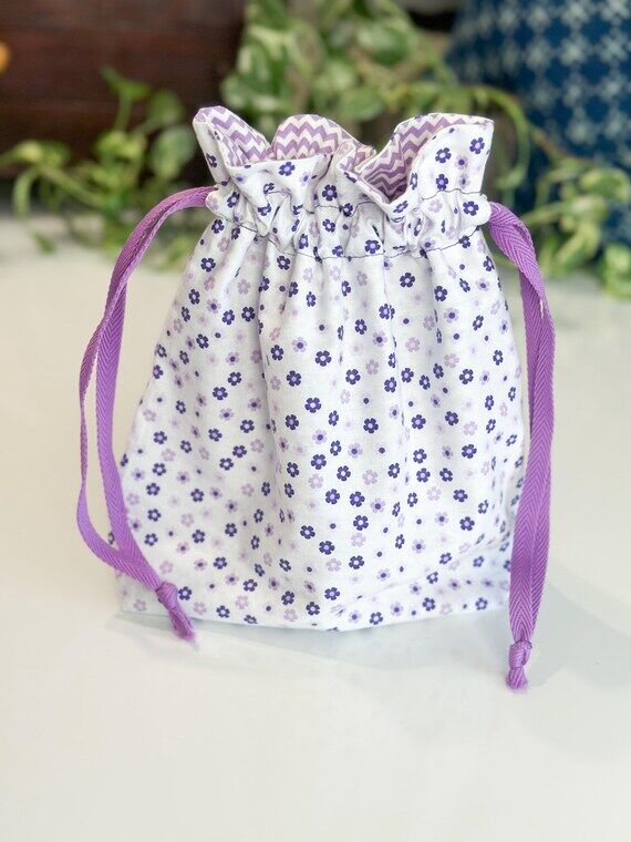 PINK & PURPLE FLORAL - Small Drawstring Proje...