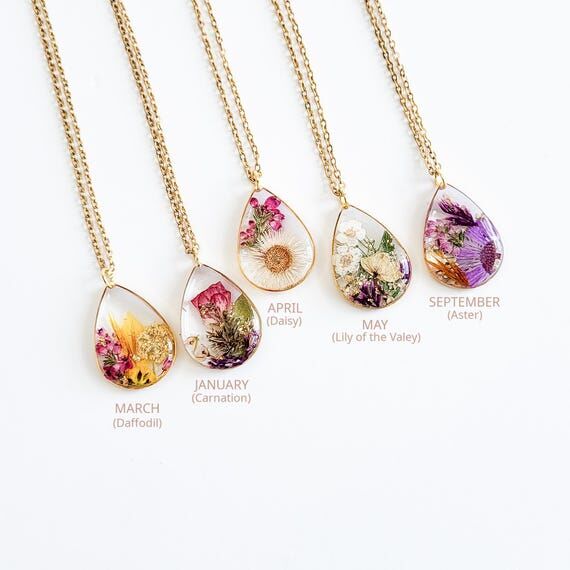 Personalized Birth Flower Necklace – Real P...