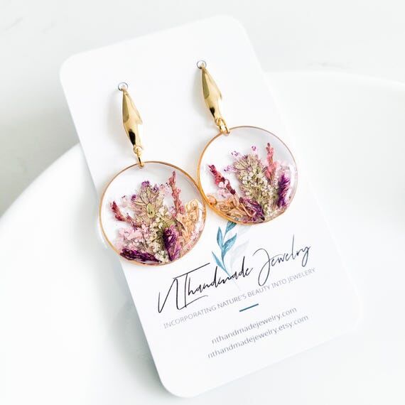 Pressed wildflower resin earrings - handmade ...