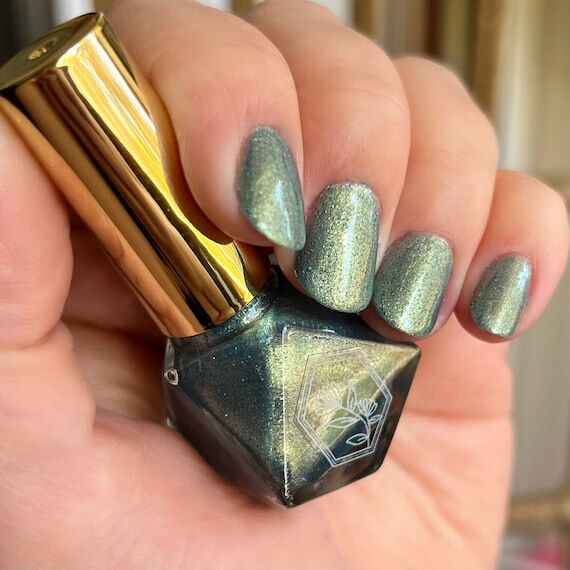 Mermaid Vibes - Shimmering Green with Teal Gl...
