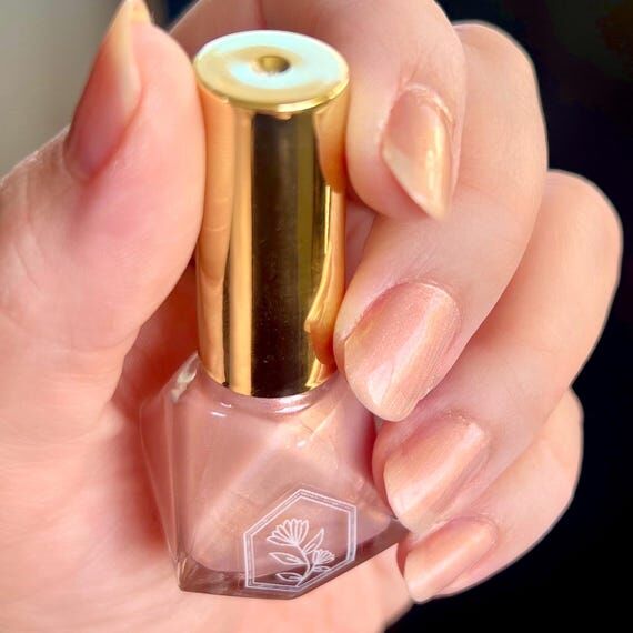 Cashmere - Luxurious soft coral pink shimmer ...