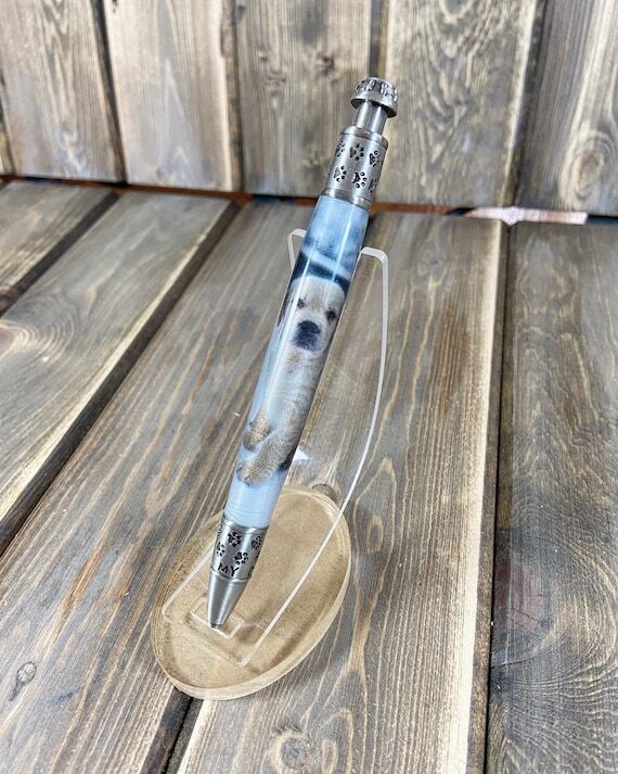 Custom cat or dog pen! Featuring your favori...