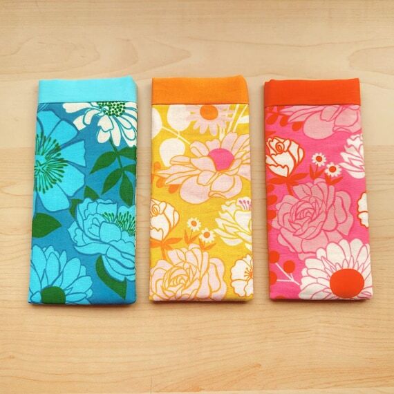 Sunglass Slip in Floral Print / Glasses Case...