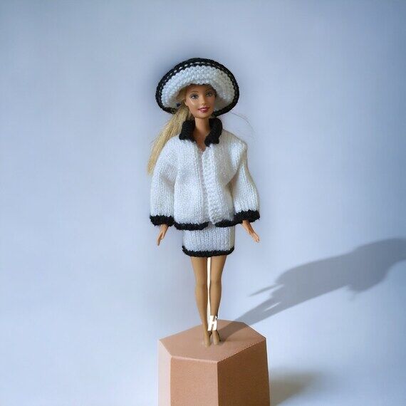 Barbie outfit jacket and matching skirt...